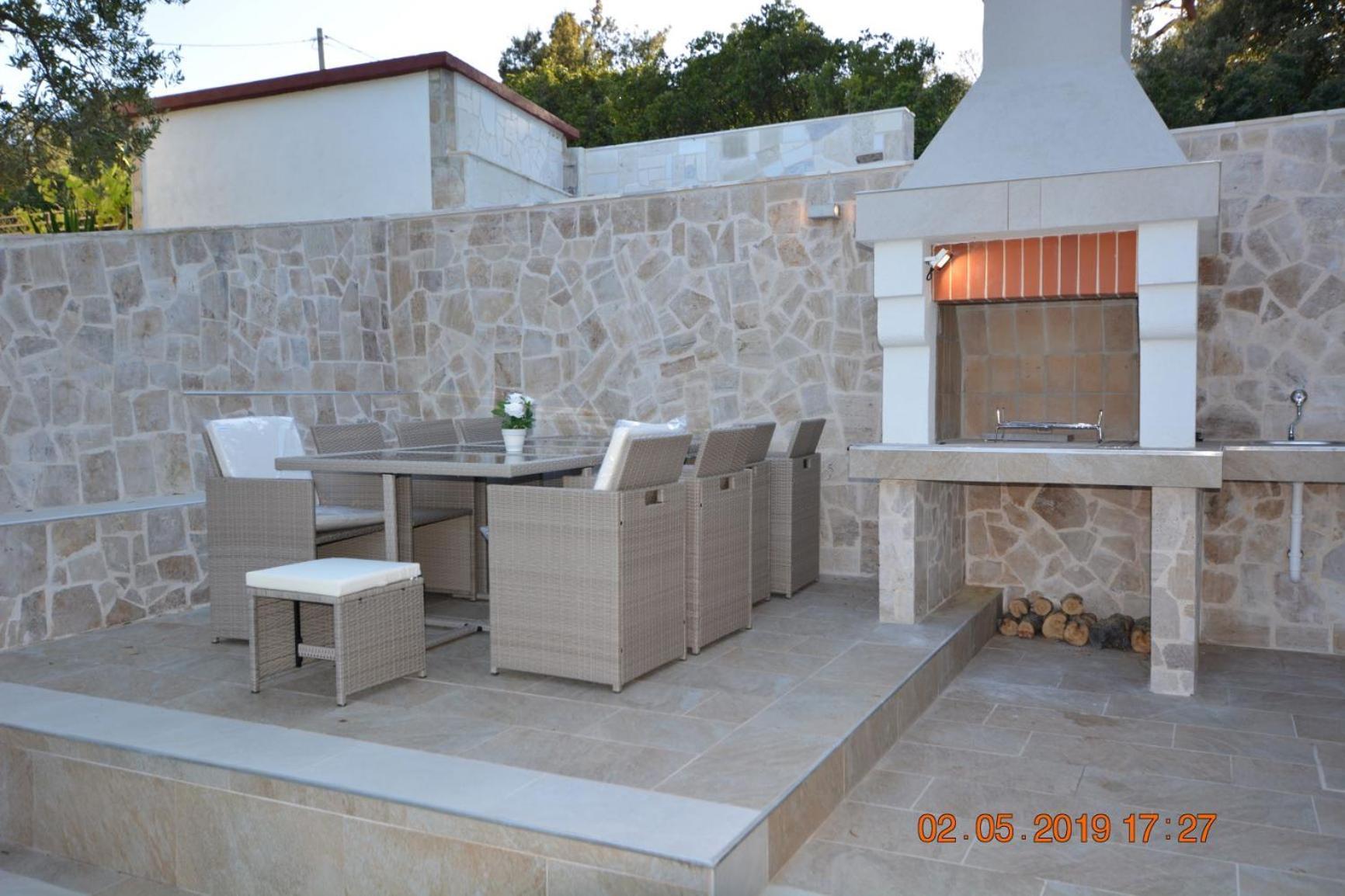 Sealodge - Luxe Villa, Private Pool, Mooring, Parking, Sea & Mountain View, At 150 M From Idyllic Private Beach Rogač 외부 사진